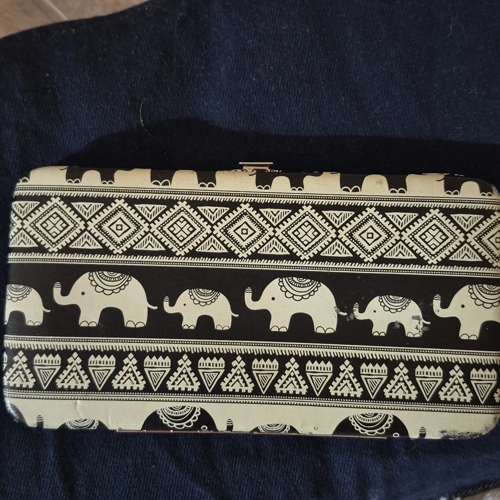 Boho Black N White Elephant Push Snap Open Wallet Clutch